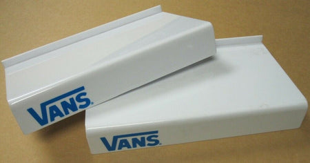 Slatwall shoe shelf white with logo saddleback display