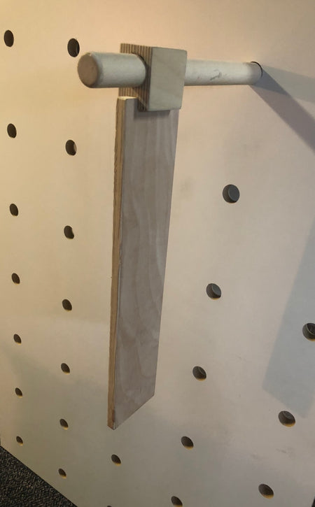 jumbo peg faceout sign