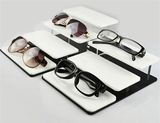 7 Level Eyewear Displayer